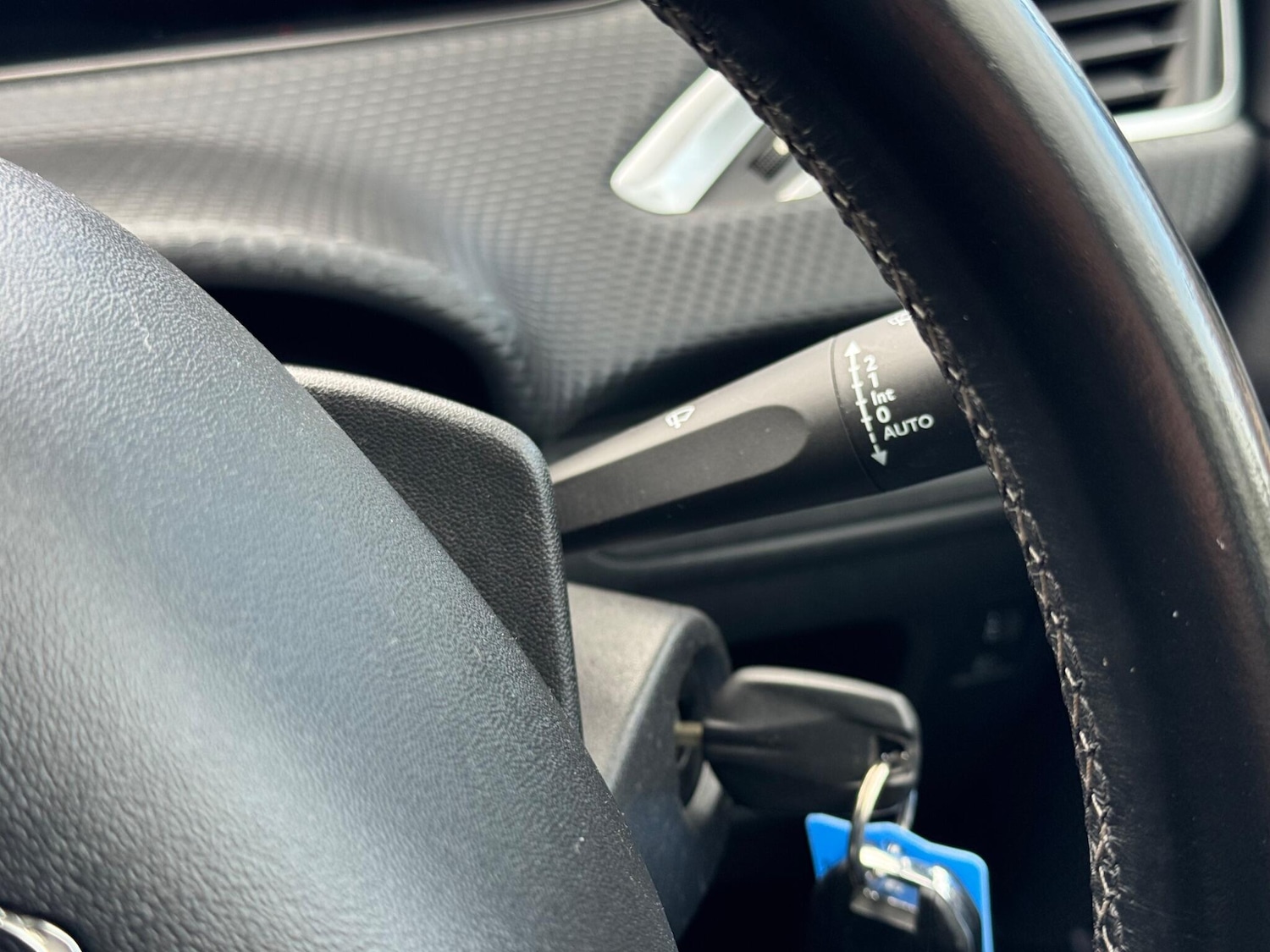 Used Peugeot 208 2018 for sale - 77853704: Photo 29