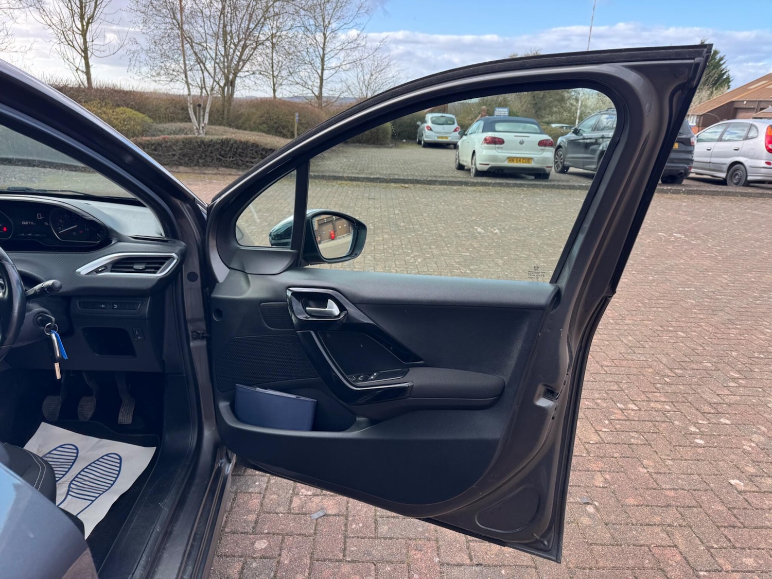 Used Peugeot 208 2018 for sale - 77853704: Photo 32