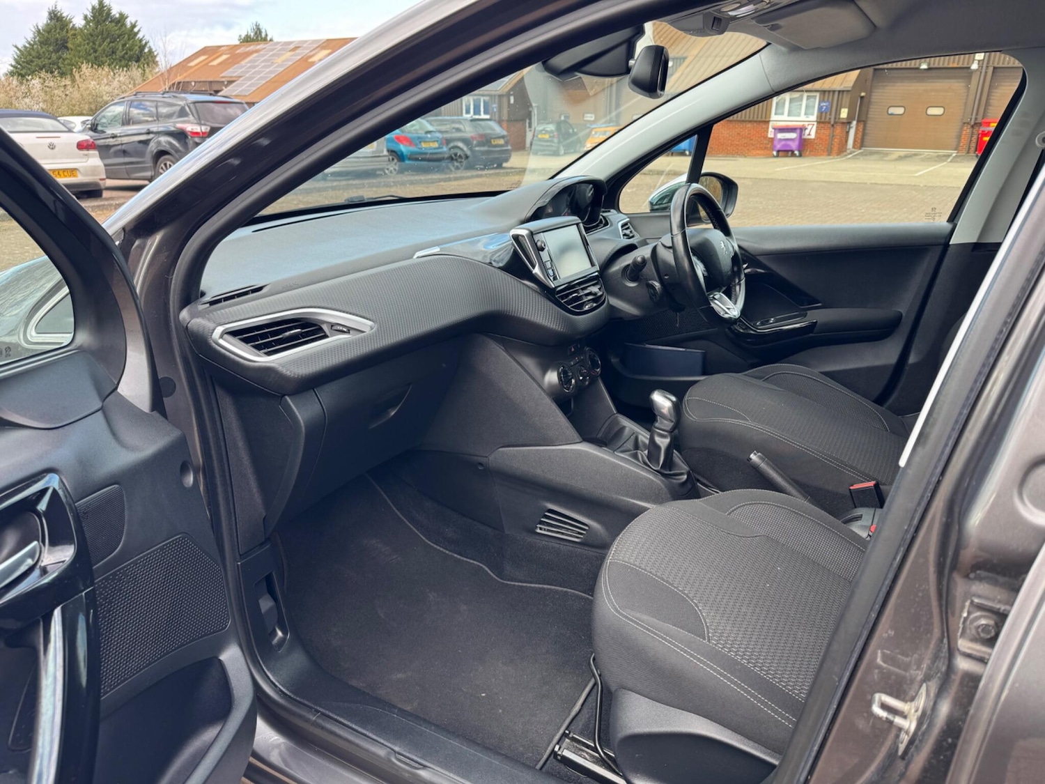 Used Peugeot 208 2018 for sale - 77853704: Photo 53