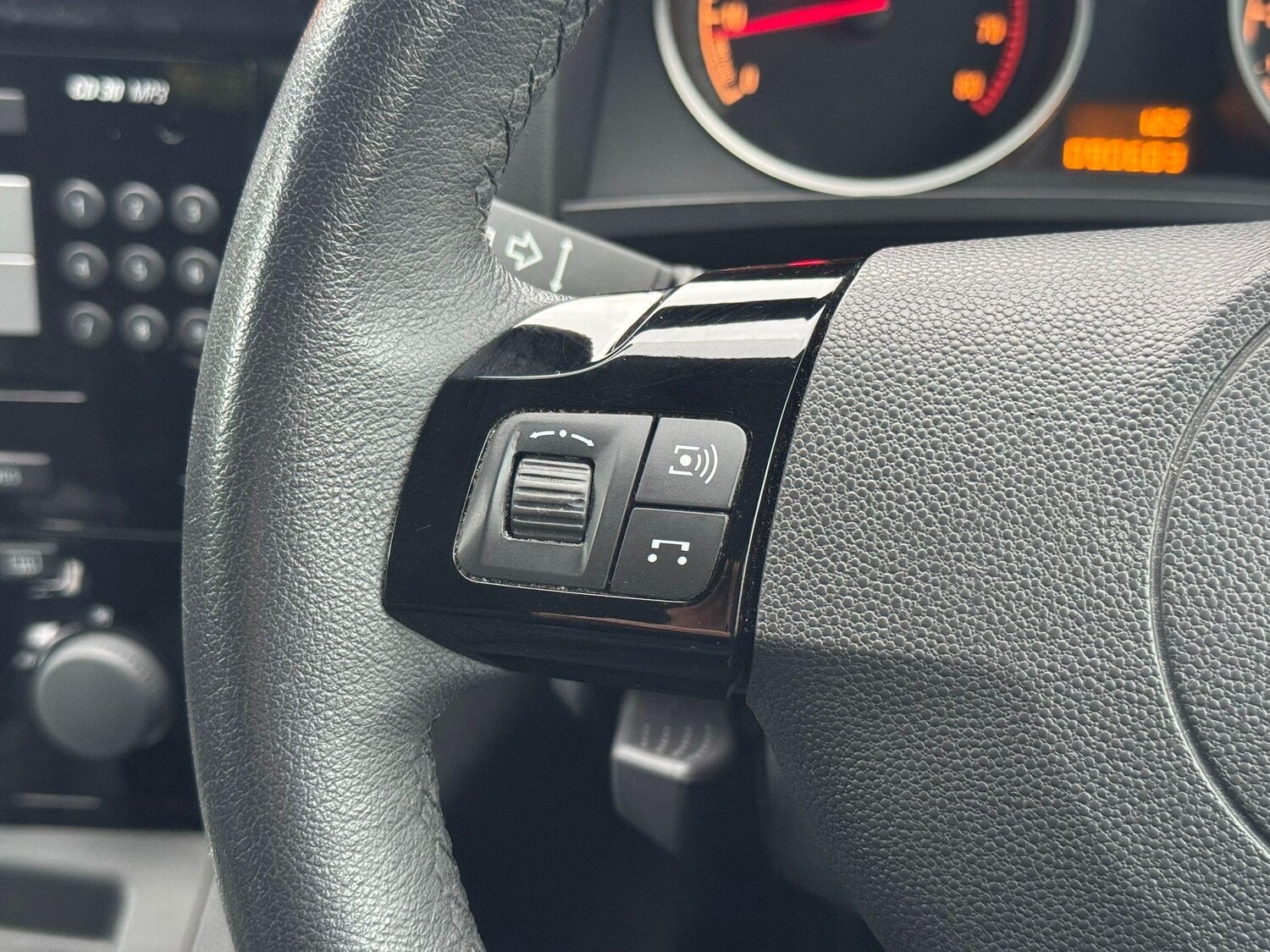 Used Vauxhall Zafira 2014 for sale - 76174811: Photo 25