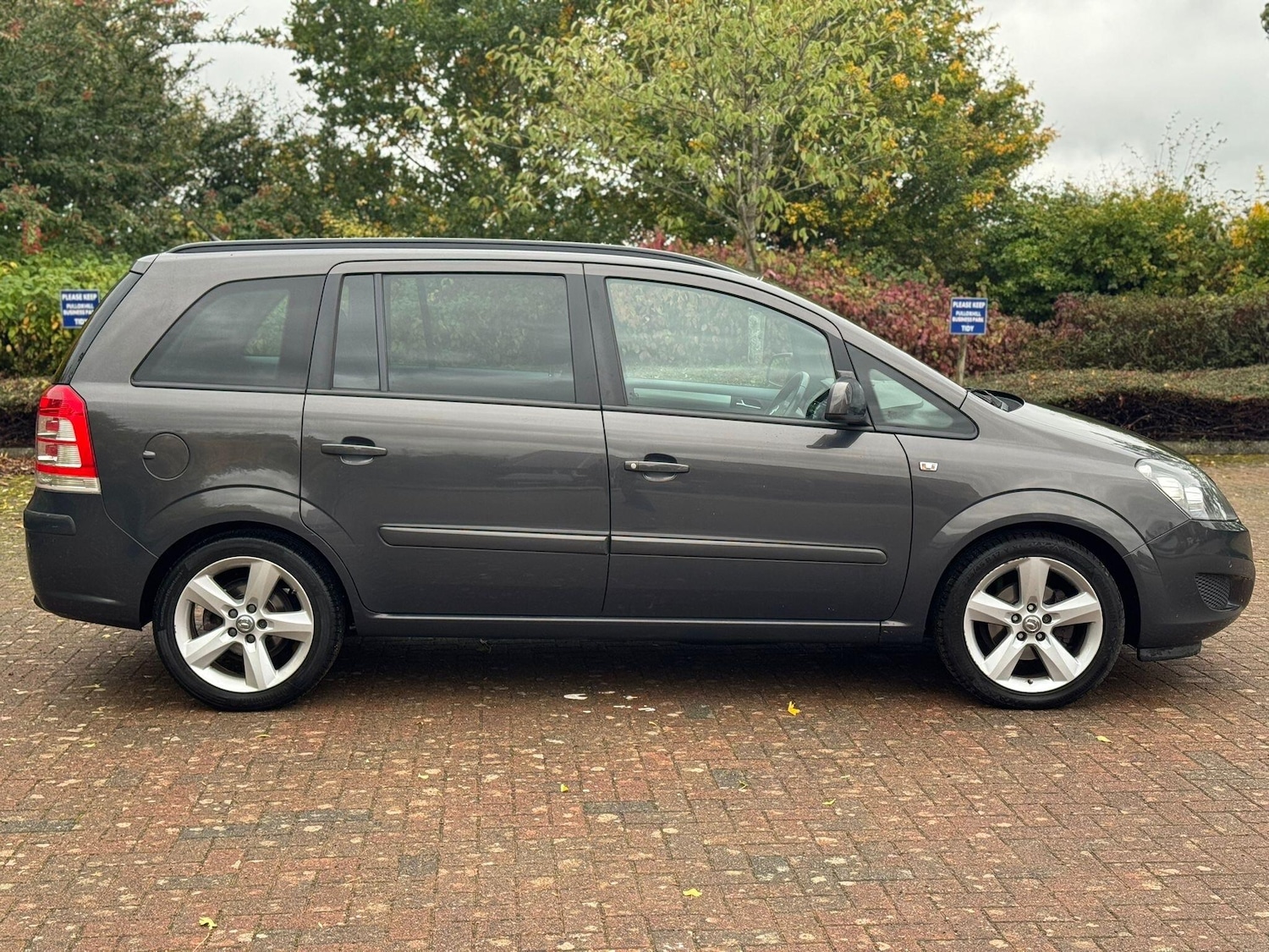 Used Vauxhall Zafira 2014 for sale - 76174811: Photo 8
