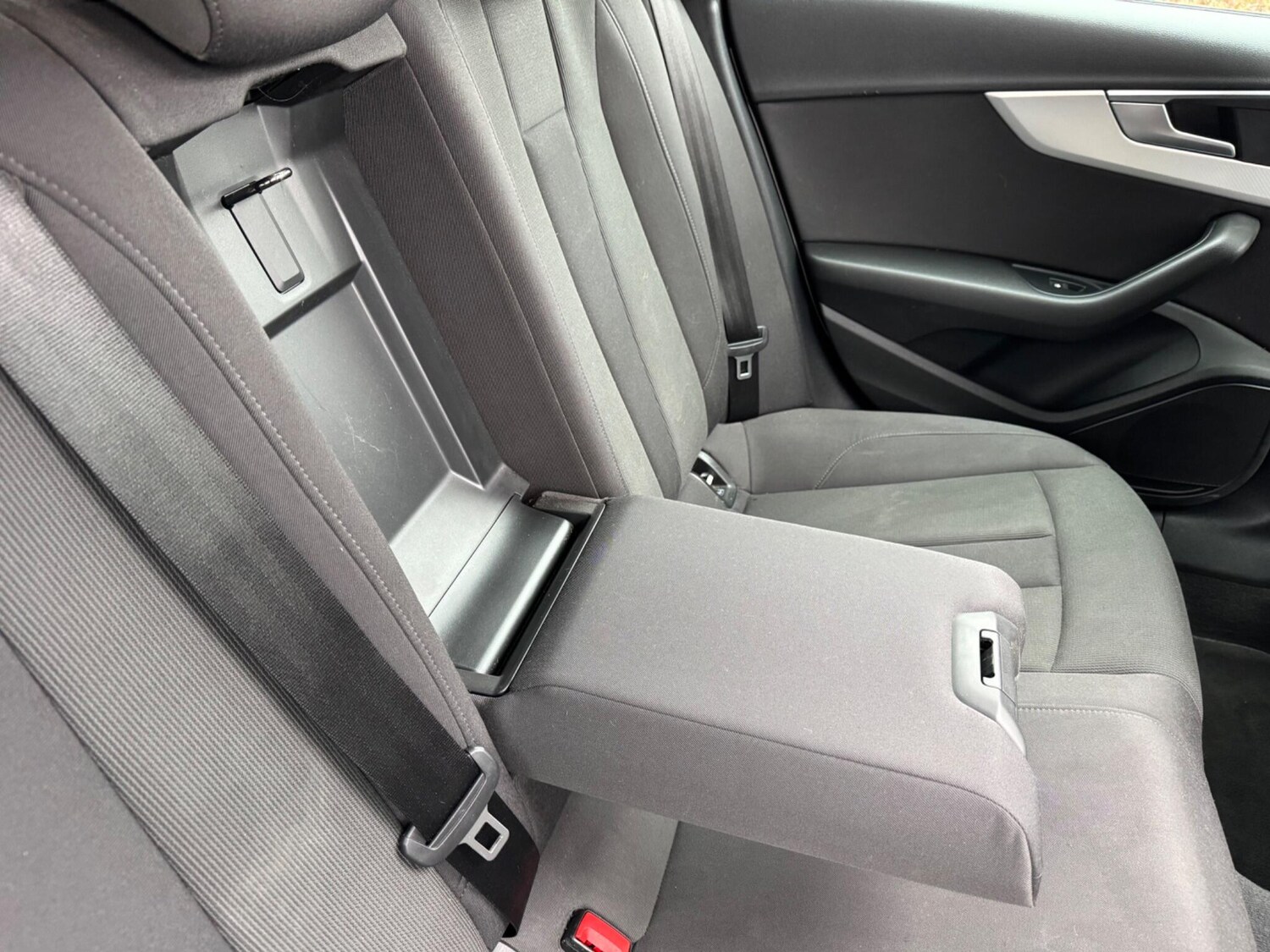 Used Audi A4 2016 for sale - 77376558: Photo 43