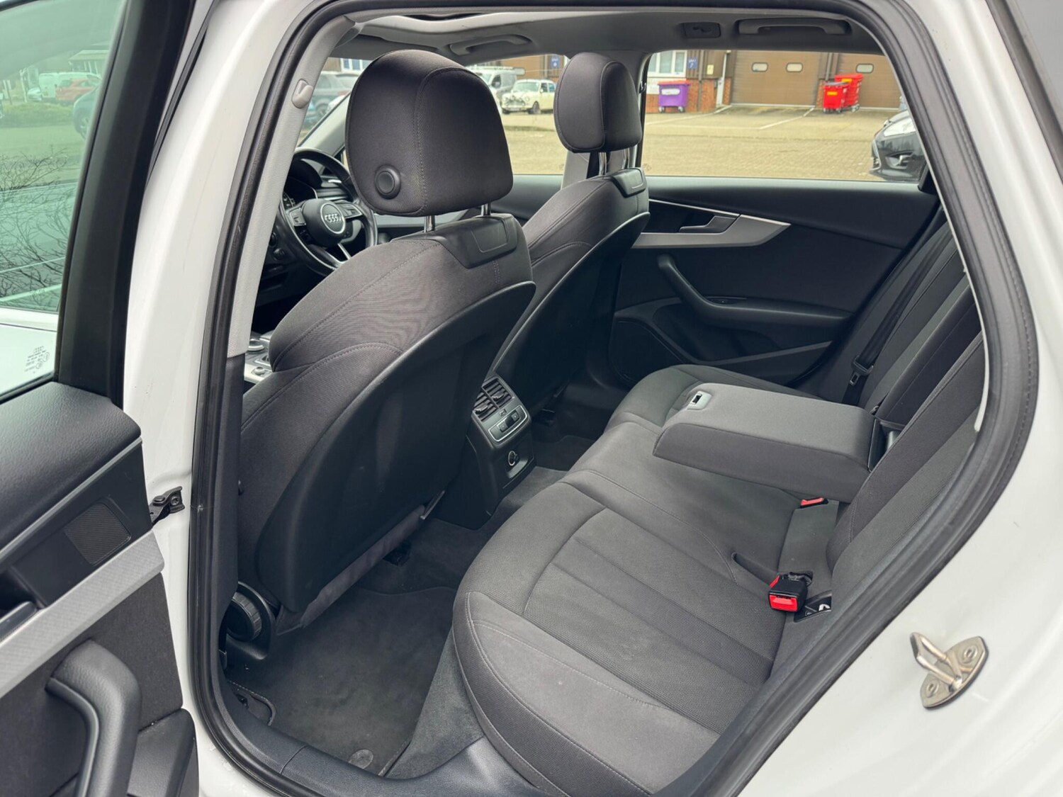 Used Audi A4 2016 for sale - 77376558: Photo 48