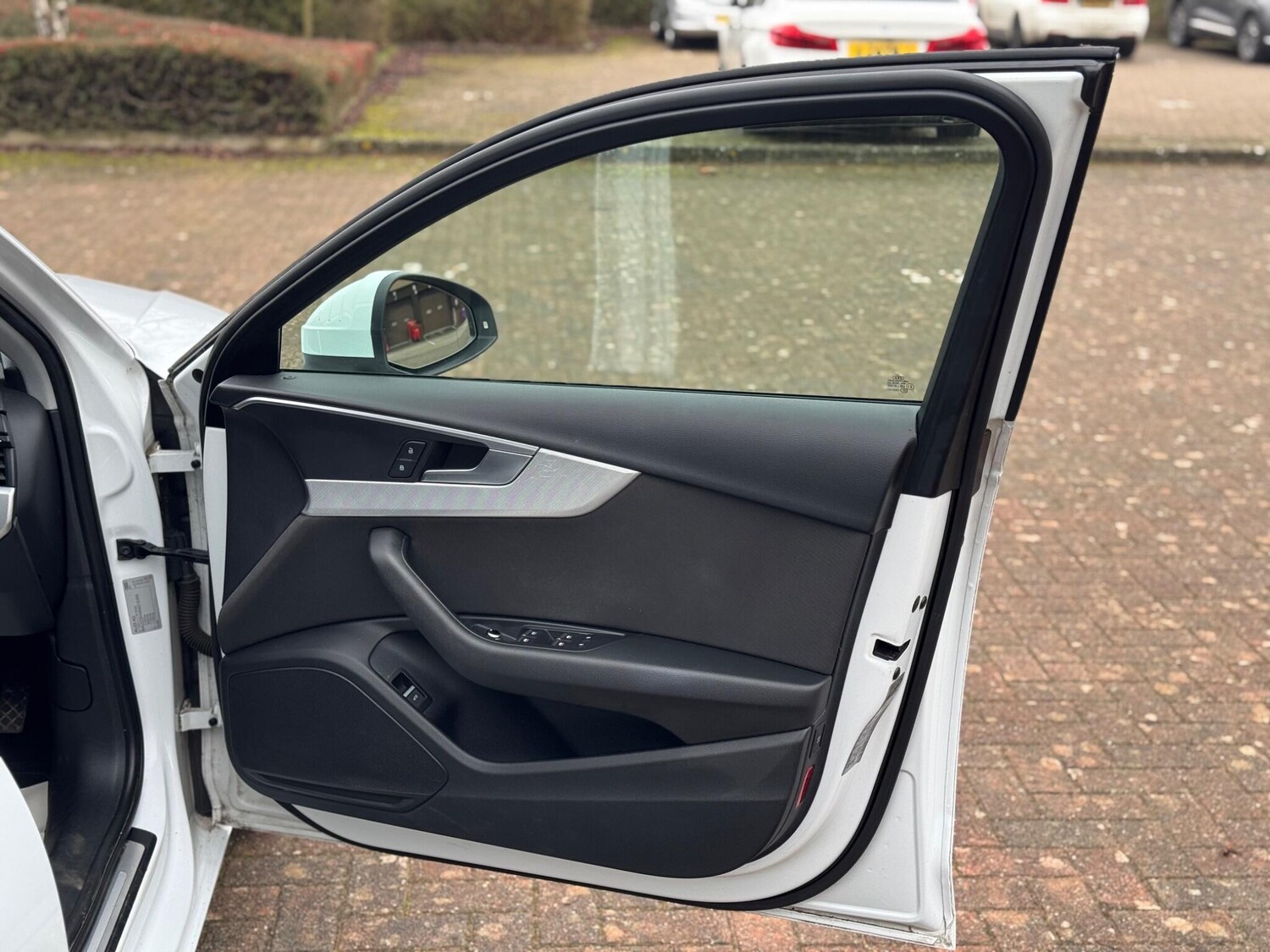 Used Audi A4 2016 for sale - 77376558: Photo 49