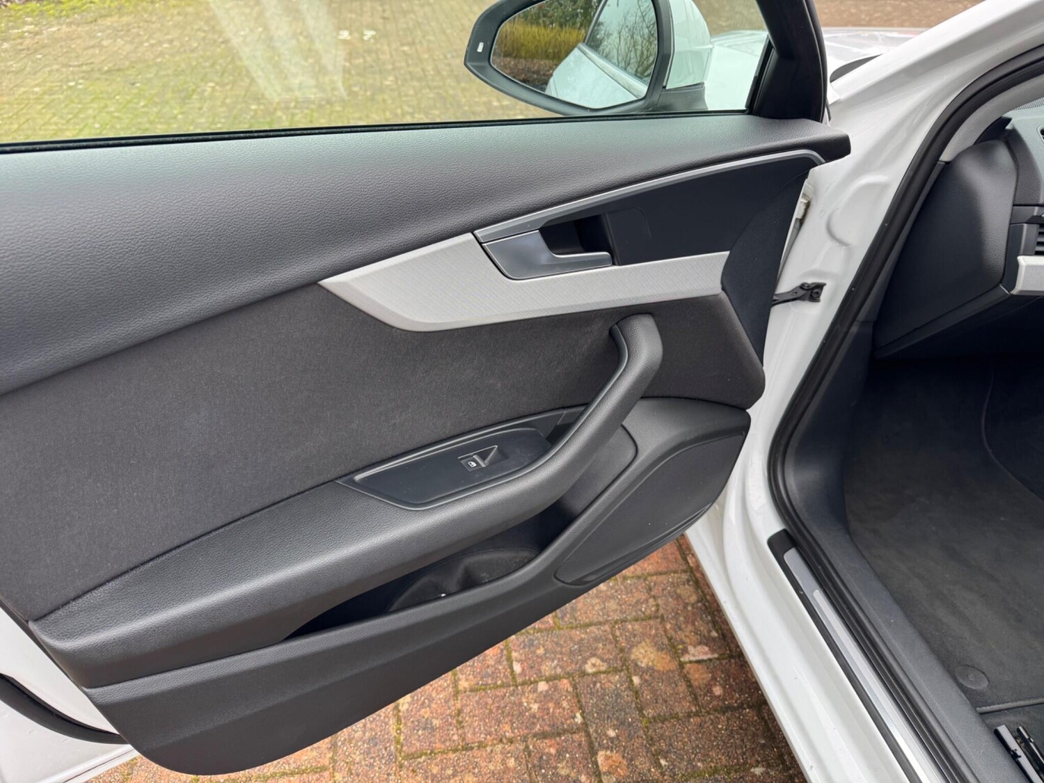 Used Audi A4 2016 for sale - 77376558: Photo 53