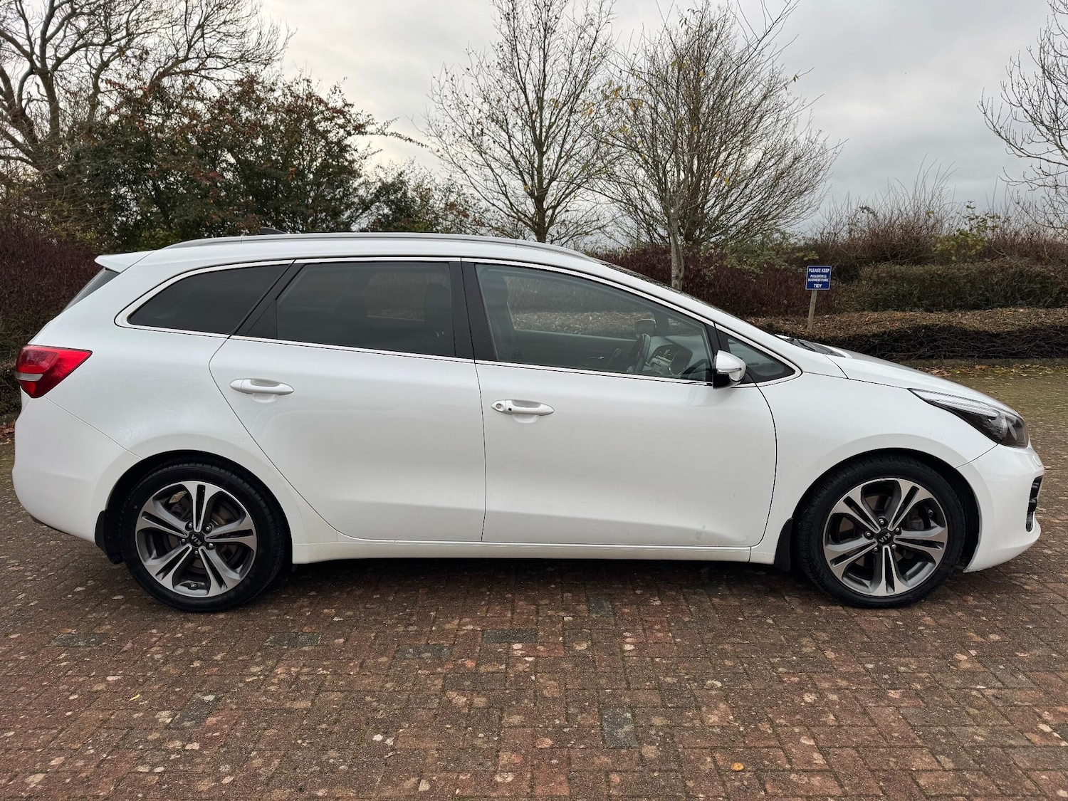 Used Kia Ceed 2017 for sale - 76573772: Photo 10