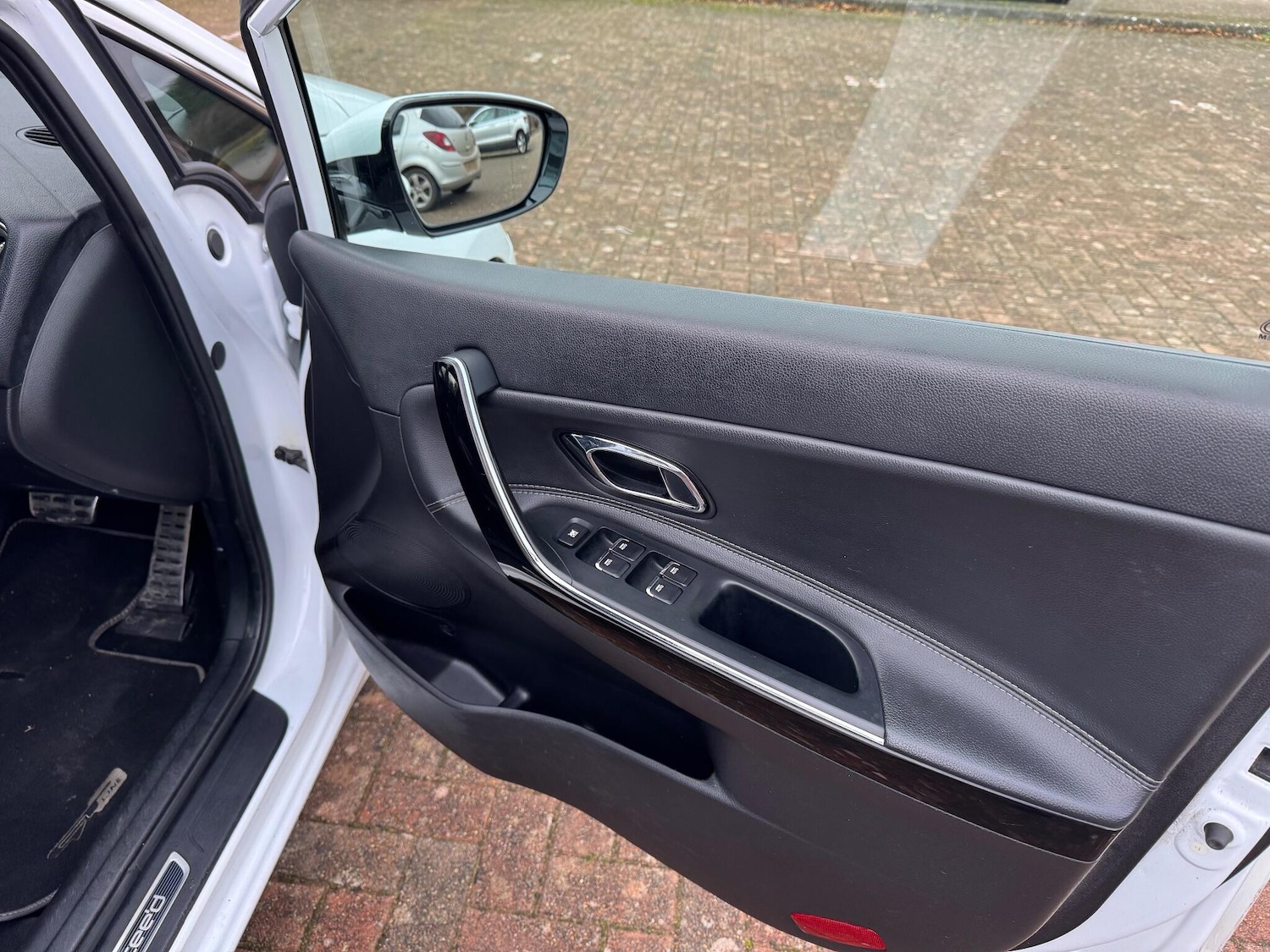 Used Kia Ceed 2017 for sale - 76573772: Photo 34