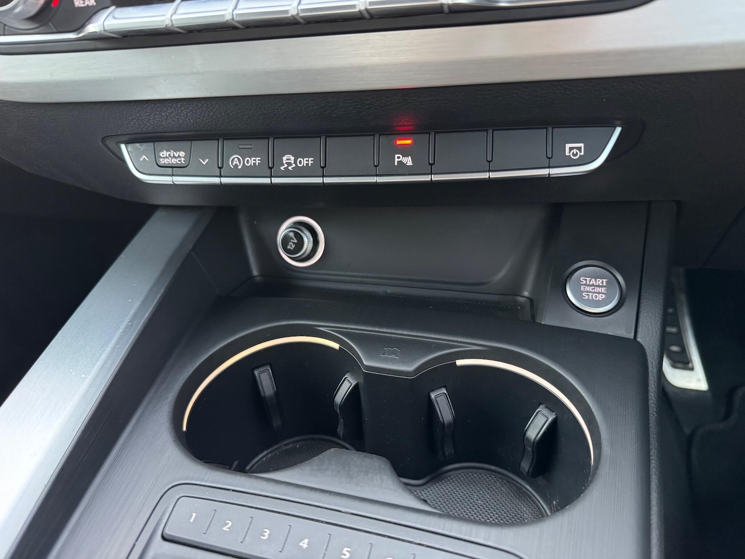 Used Audi A4 Avant for sale - 76996292: Photo 33