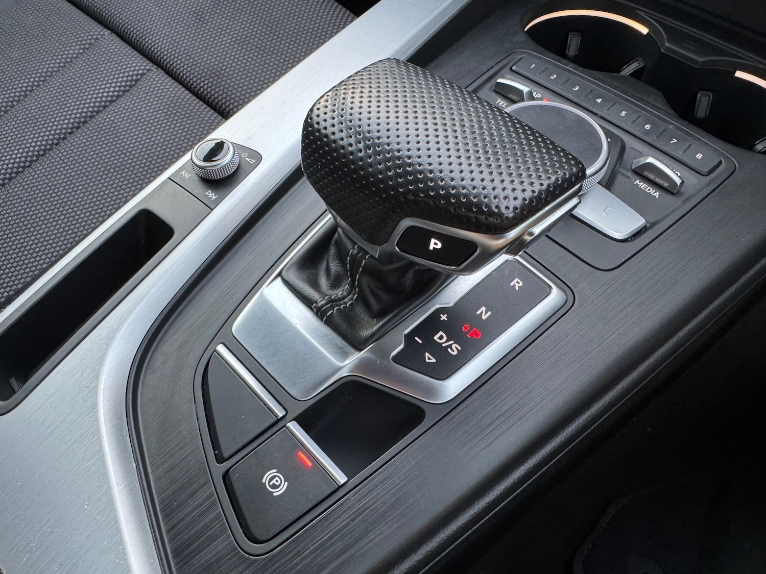 Used Audi A4 Avant for sale - 76996292: Photo 35