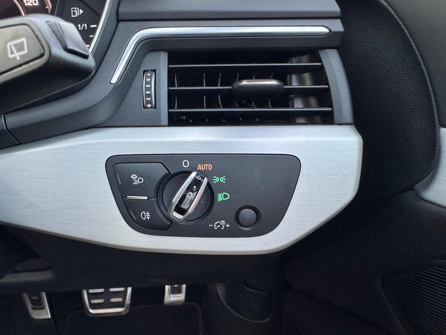 Used Audi A4 Avant for sale - 76996292: Photo 40