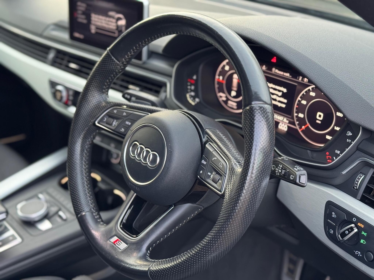 Used Audi A4 Avant for sale - 76996292: Photo 47