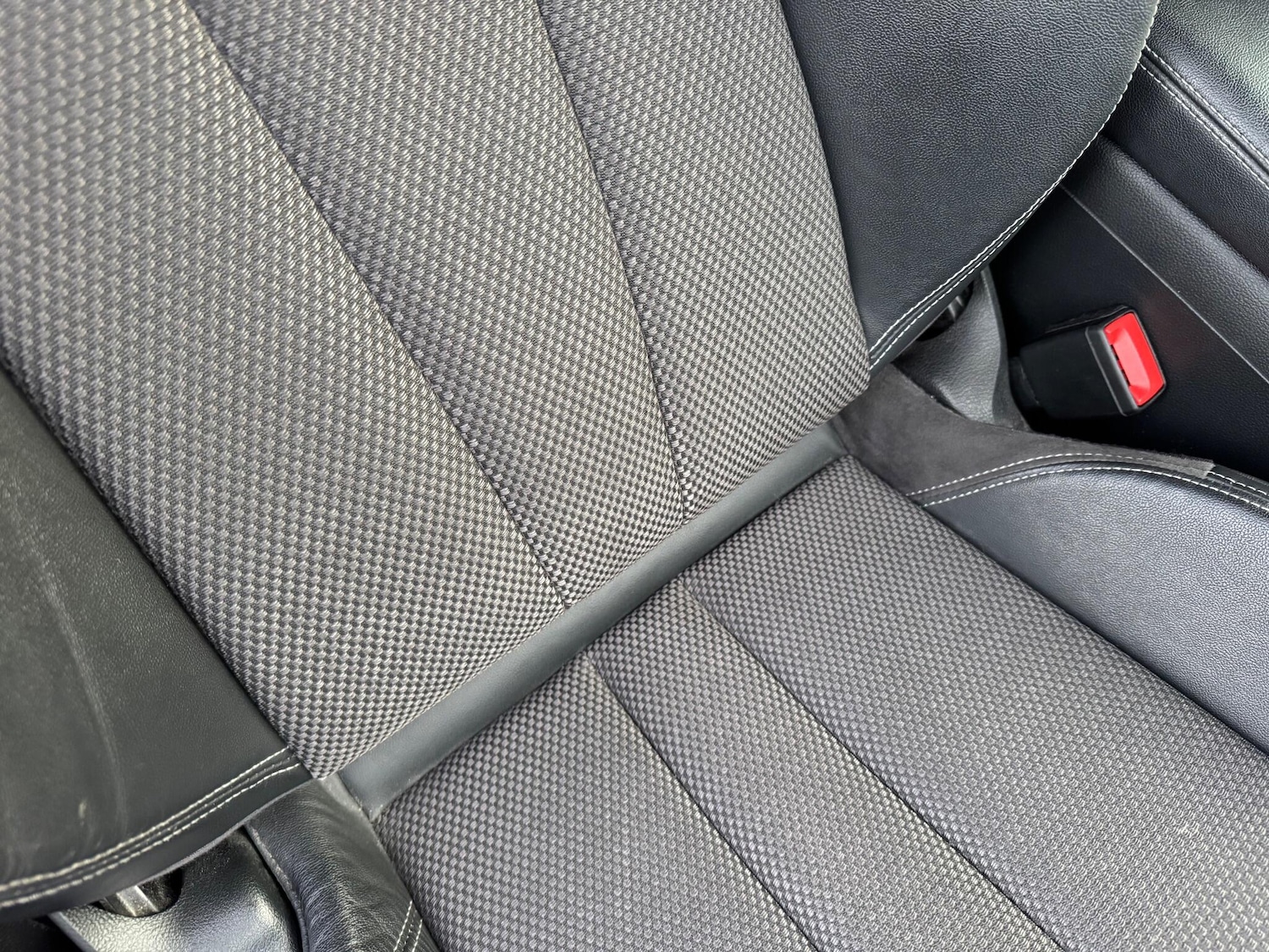 Used Audi A4 Avant for sale - 76996292: Photo 50