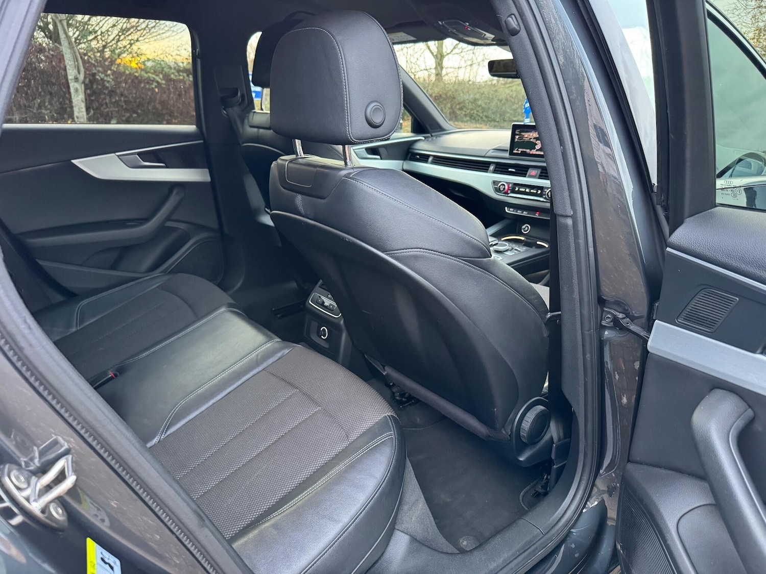 Used Audi A4 Avant for sale - 76996292: Photo 52