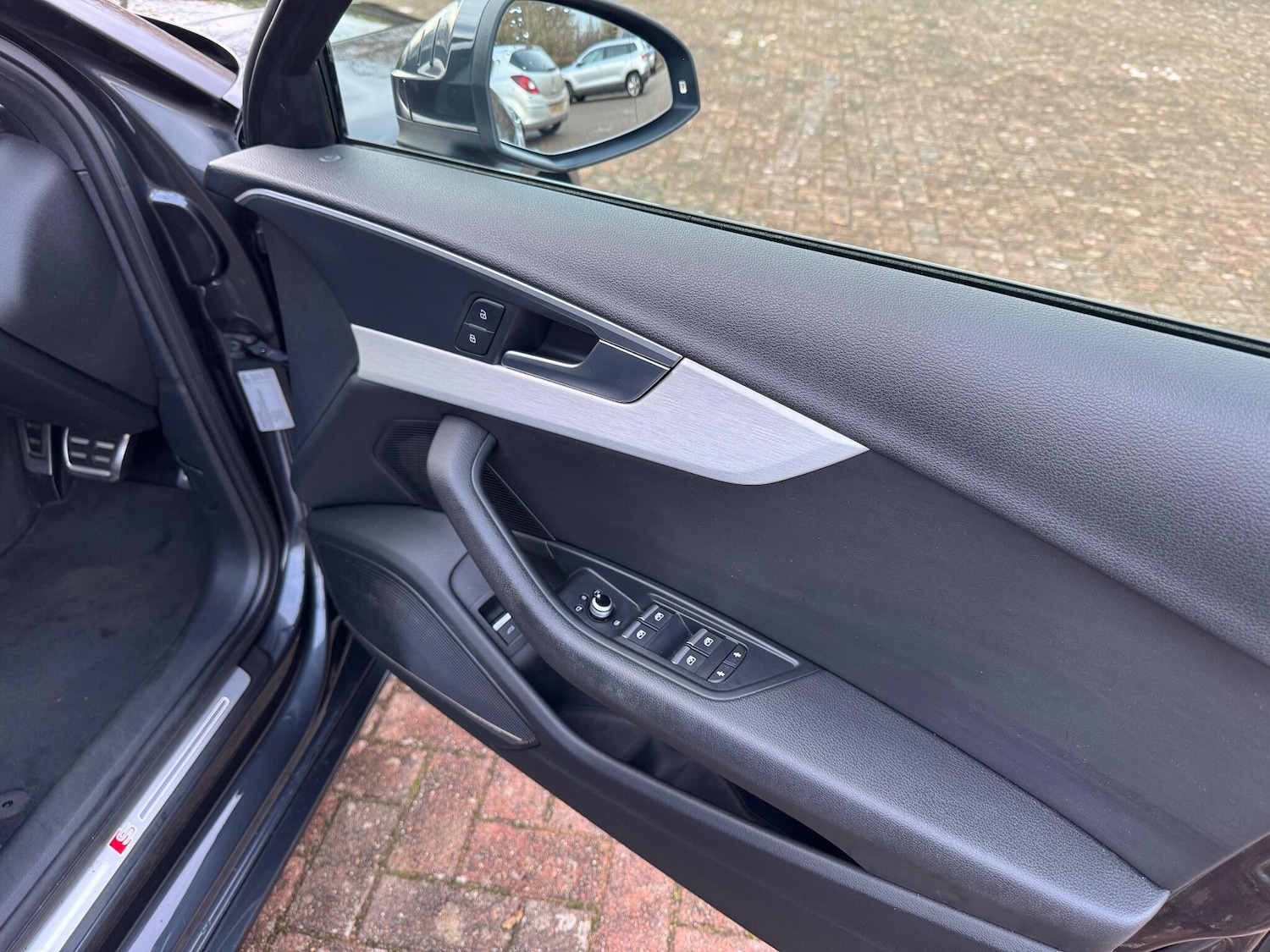 Used Audi A4 Avant for sale - 76996292: Photo 60