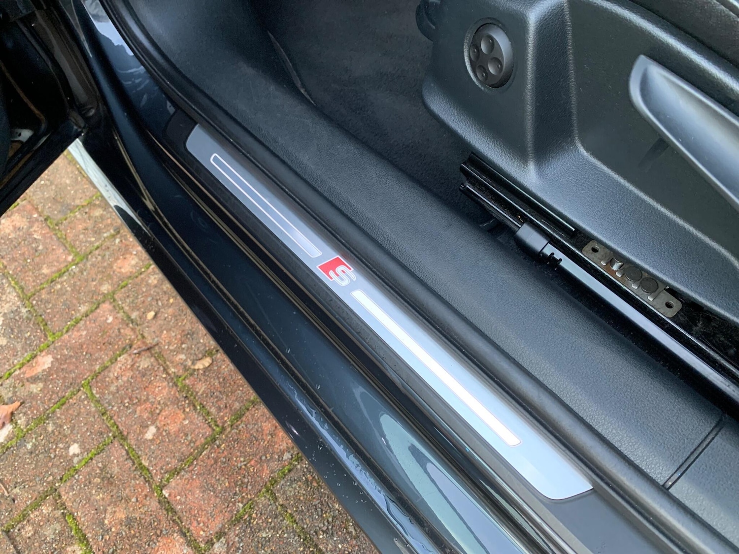 Used Audi A4 Avant for sale - 76996292: Photo 84