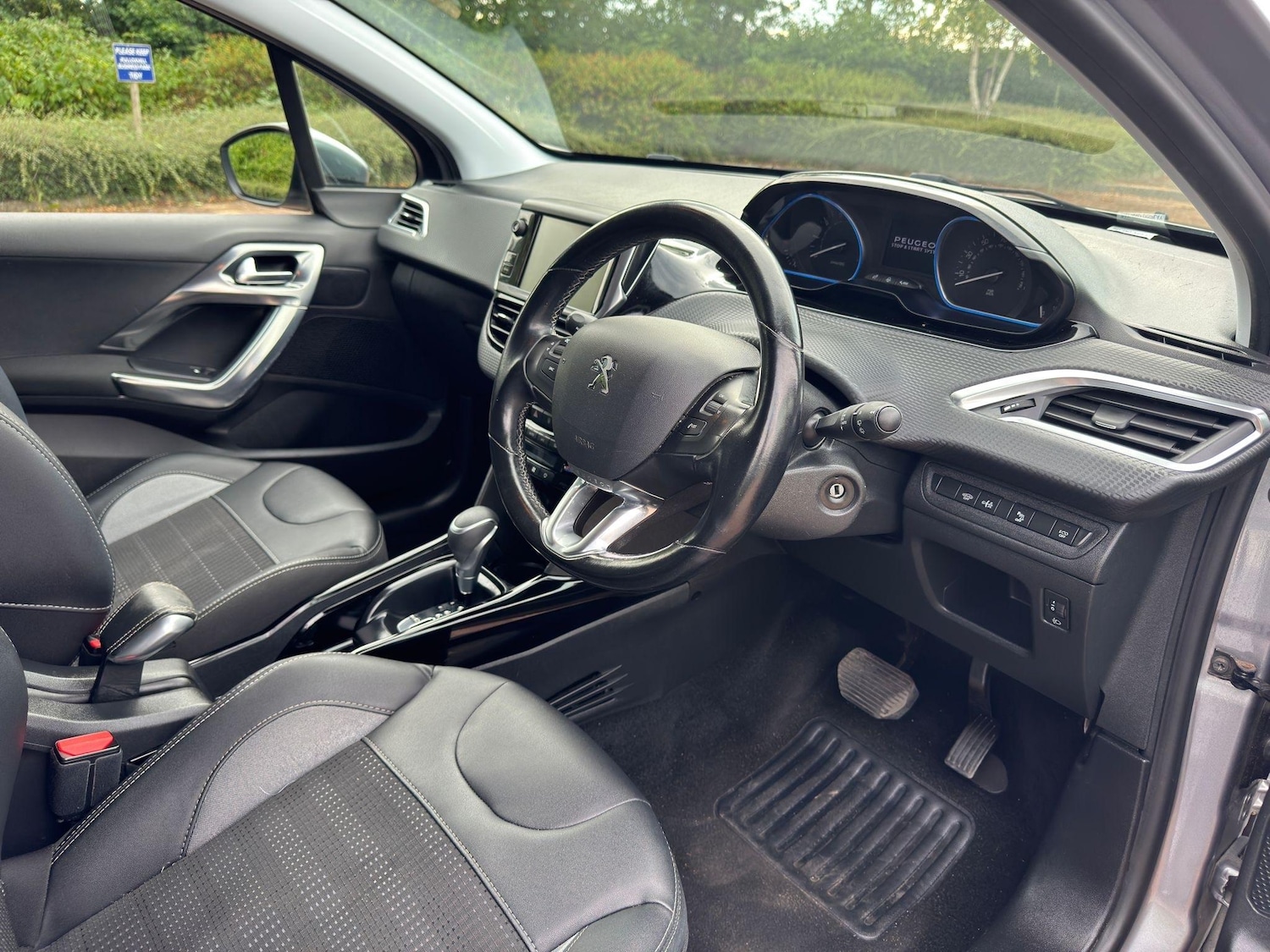 Used Peugeot 2008 for sale - 76727820: Photo 3