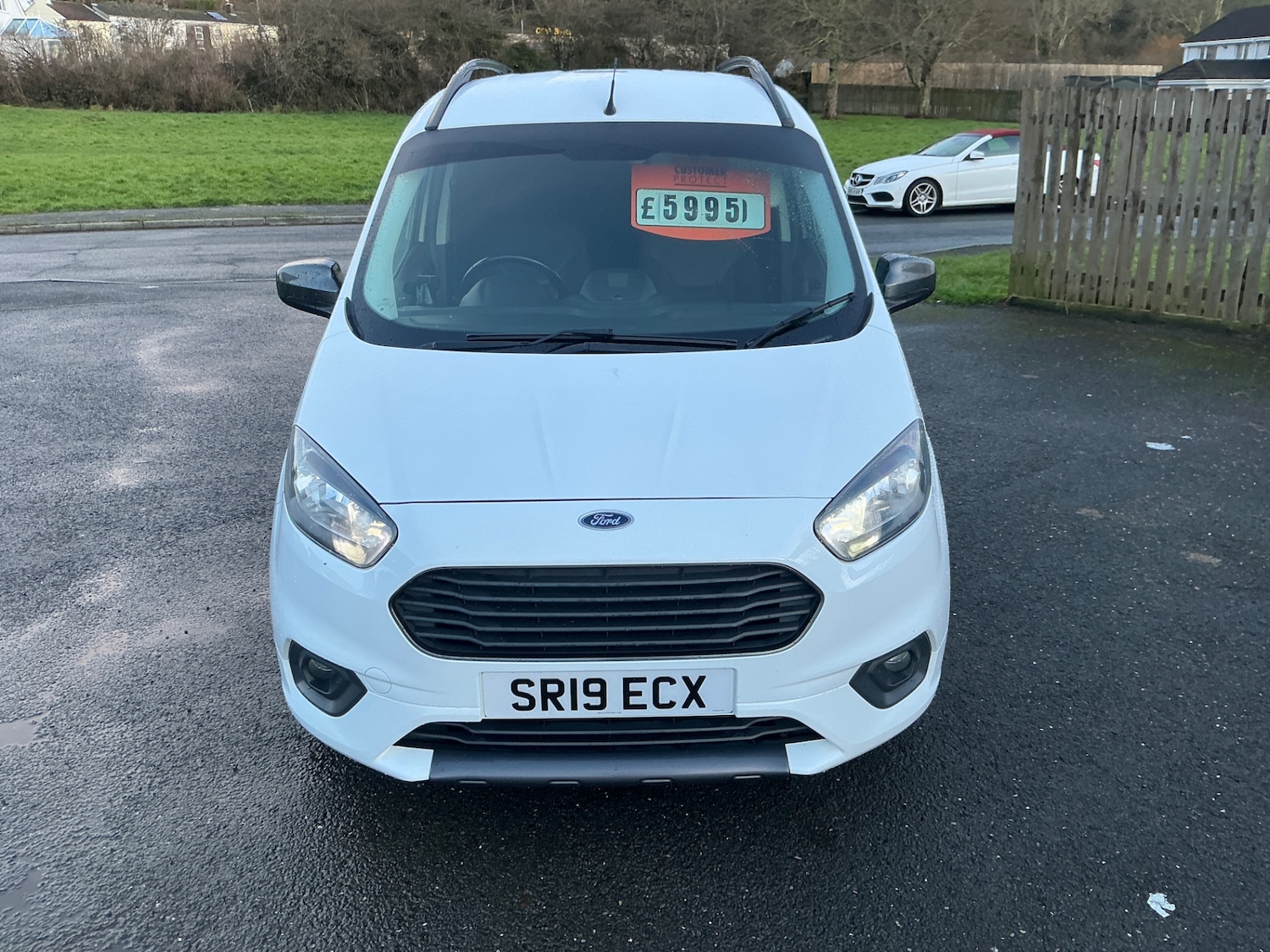 Used Ford Transit Courier 2019 for sale - 77195918: Photo 2