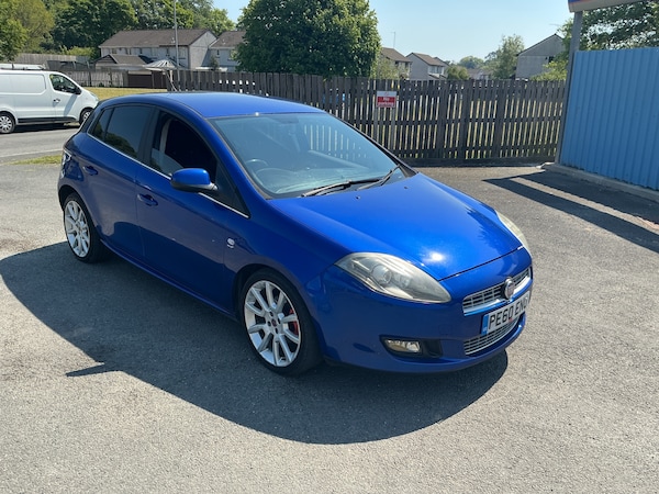 Used Fiat Bravo 2010 for sale - 74911645: Photo 1