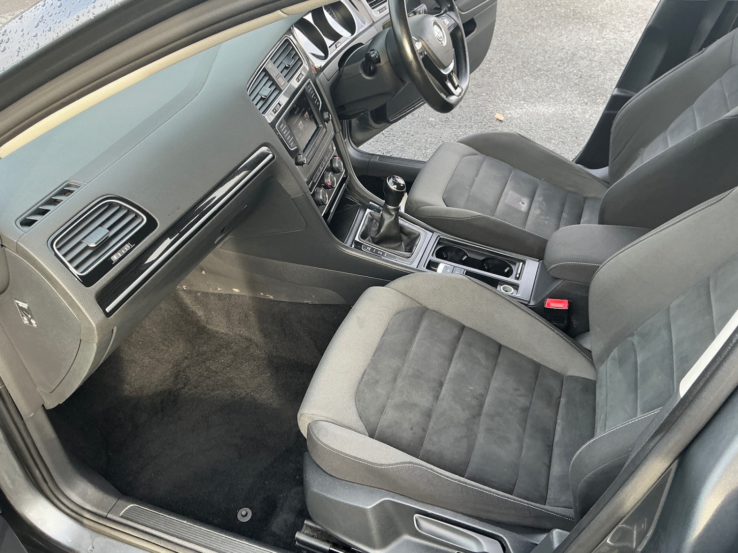 Used Volkswagen Golf 2017 for sale - 77196672: Photo 12