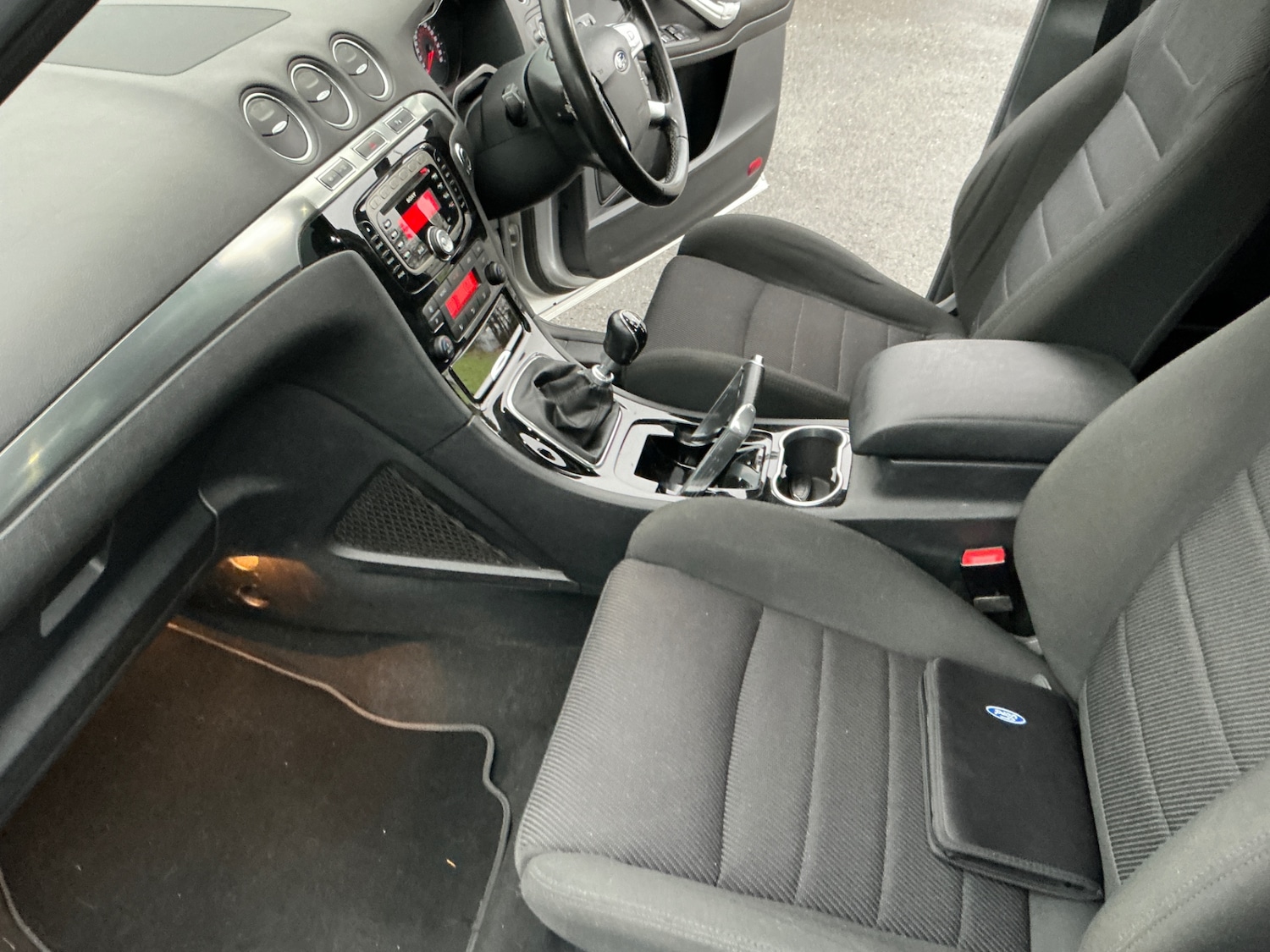 Used Ford S-Max 2010 for sale - 77206917: Photo 12