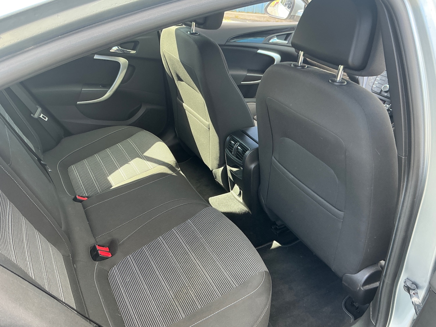 Used Vauxhall Insignia 2011 for sale - 78133945: Photo 10