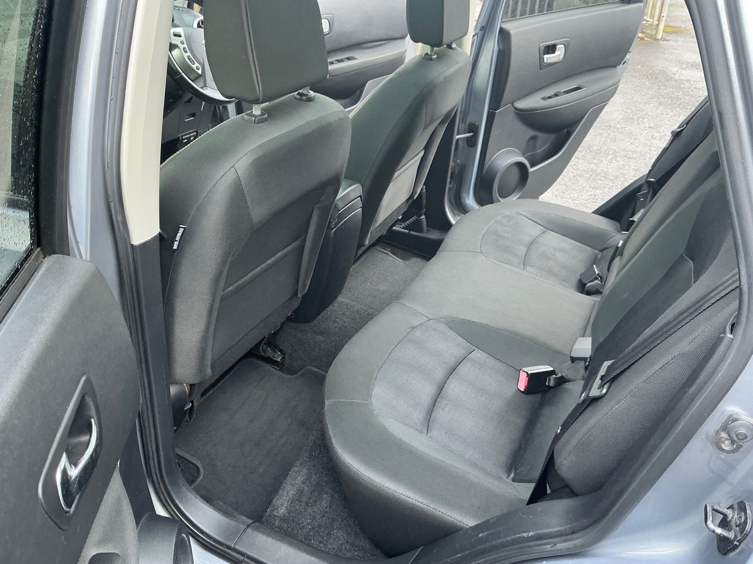 Used Nissan Qashqai 2011 for sale - 76427869: Photo 11