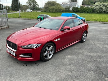 Used Jaguar XE 2016 for sale - 74911652: Photo