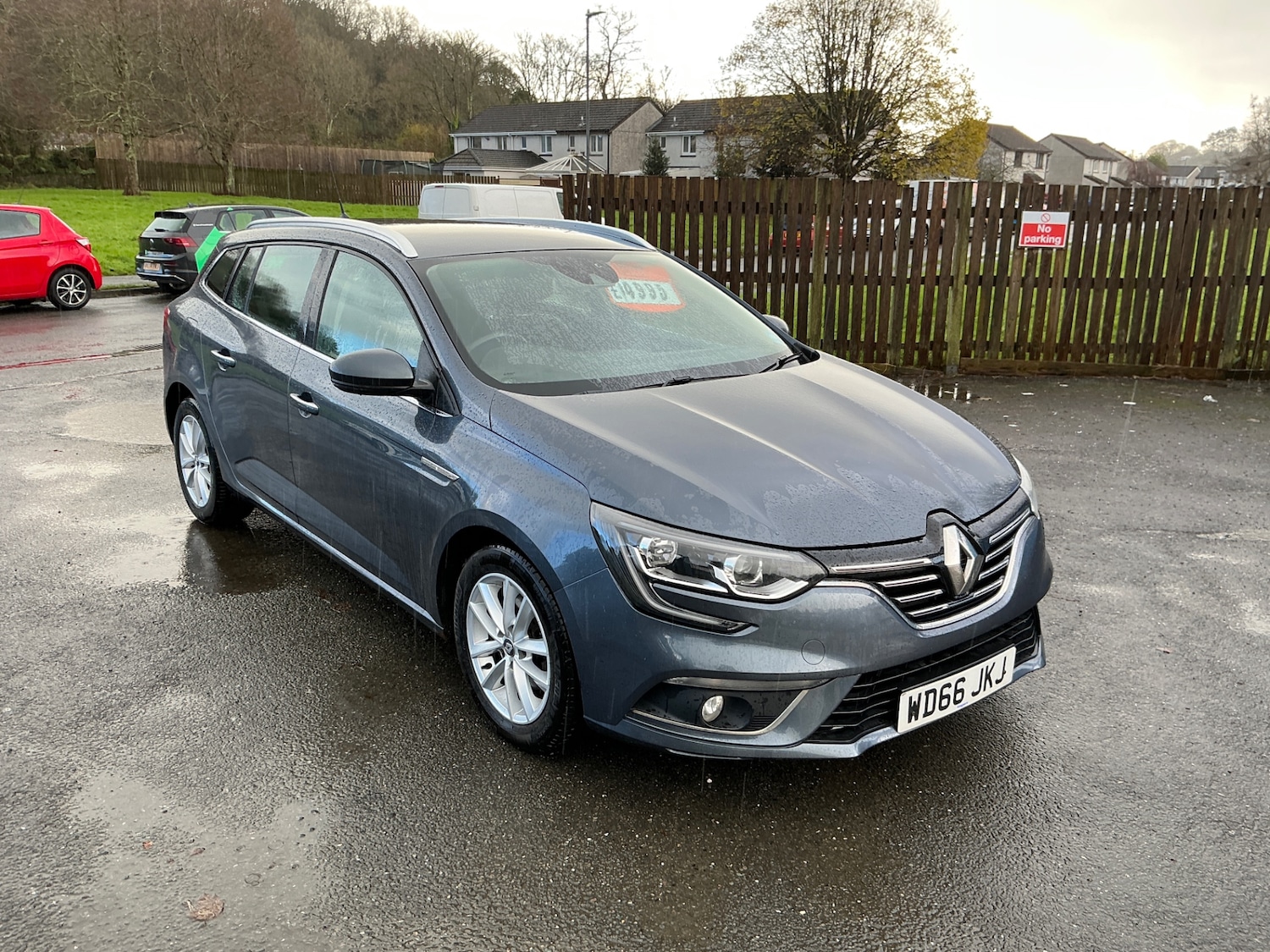 Used Renault Megane 2017 for sale - 76076494: Photo 1
