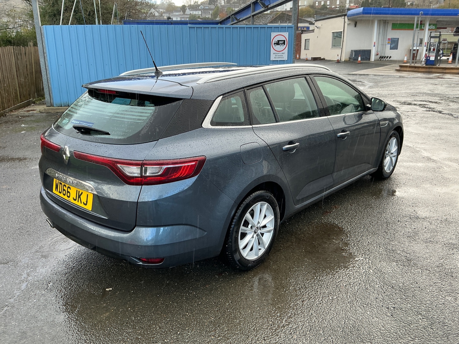 Used Renault Megane 2017 for sale - 76076494: Photo 7