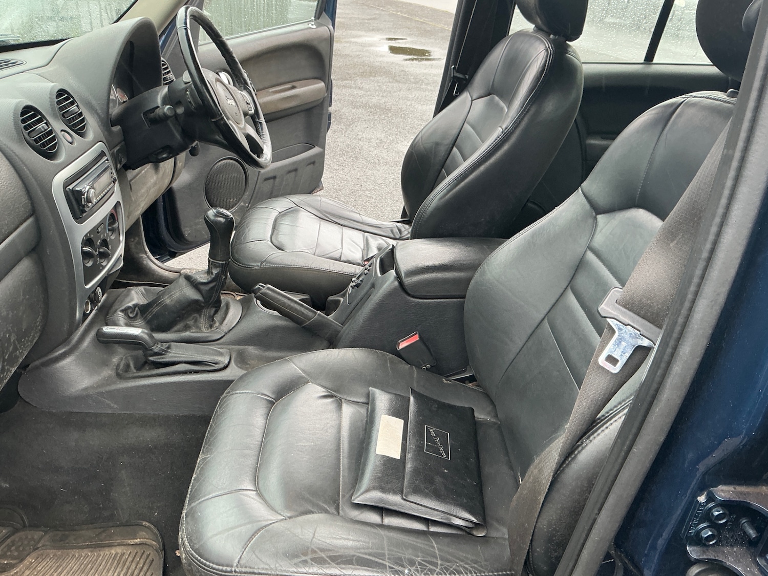 Used Jeep Cherokee 2001 for sale - 77195927: Photo 11