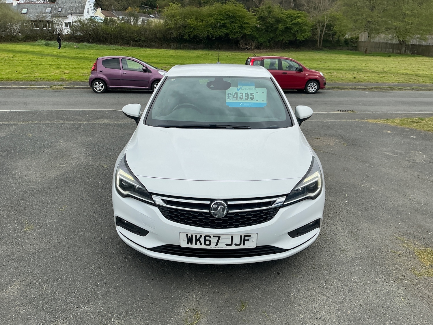 Used Vauxhall Astra 2017 for sale - 78092963: Photo 2