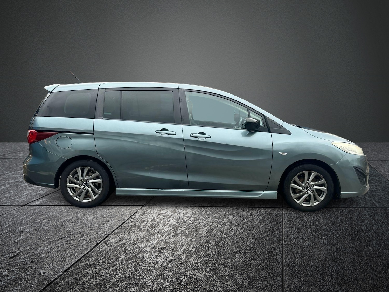 Used Mazda Mazda5 2012 for sale - 76594736: Photo 3