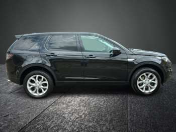 Used Land Rover Discovery Sport 2015 for sale - 74659756: Photo