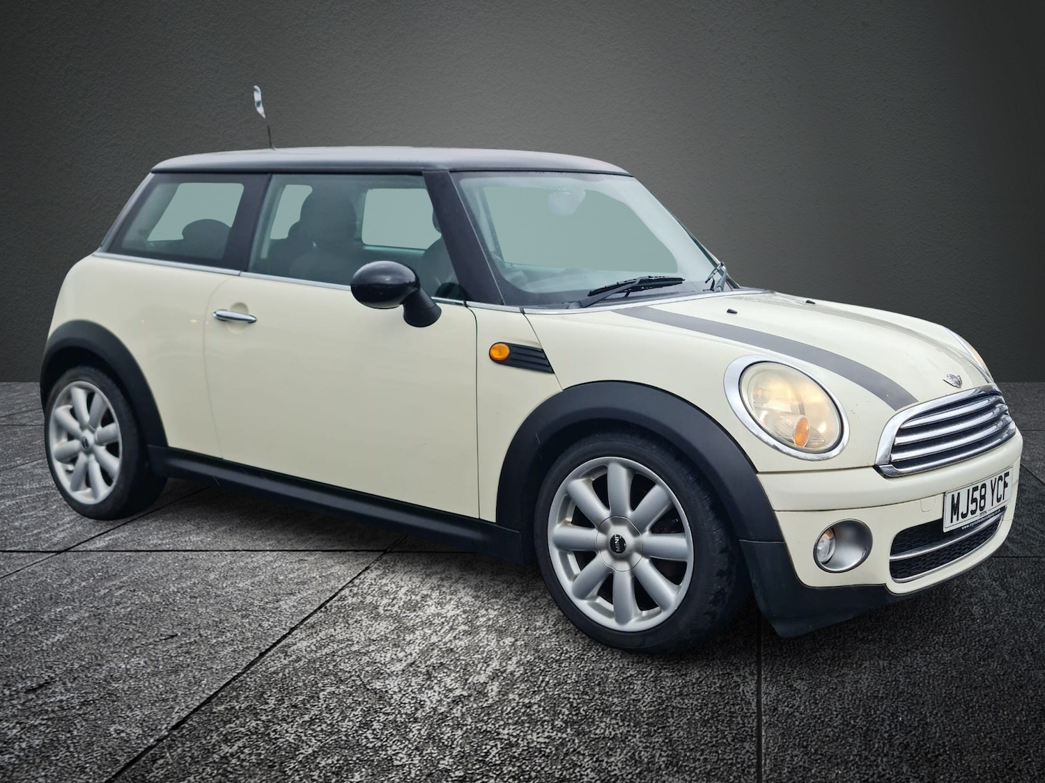 Used MINI Hatch 2009 for sale - 70578258: Photo 1