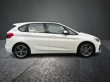 Used BMW 2 Series 2018 for sale - 76316493: Photo