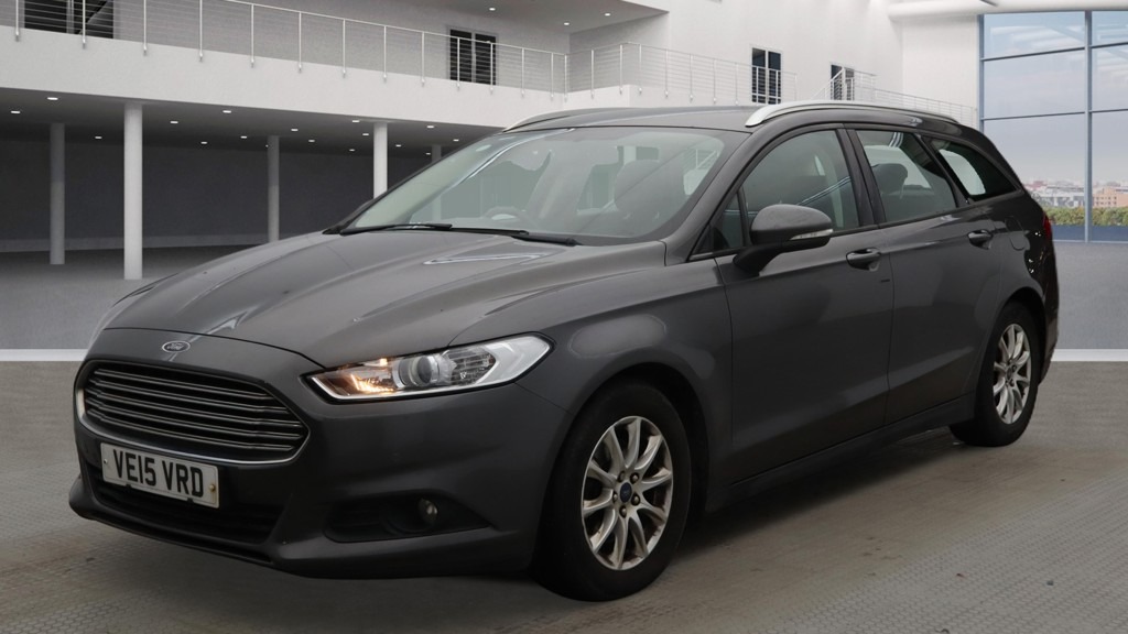 Used Ford Mondeo 2015 for sale - 77323918: Photo 2