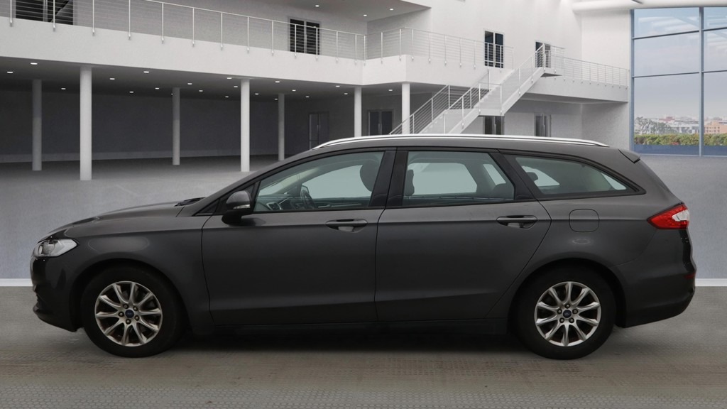 Used Ford Mondeo 2015 for sale - 77323918: Photo 6