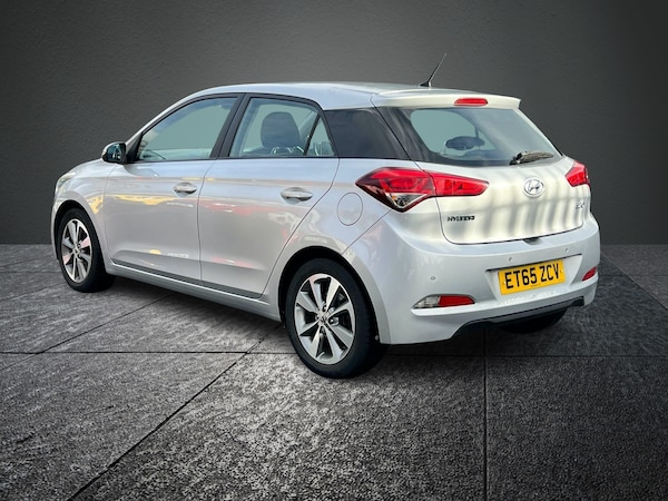 Used Hyundai i20 2016 for sale - 69812532: Photo 3