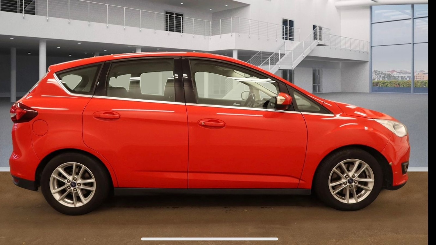 Used Ford C-Max 2019 for sale - 76480545: Photo 3