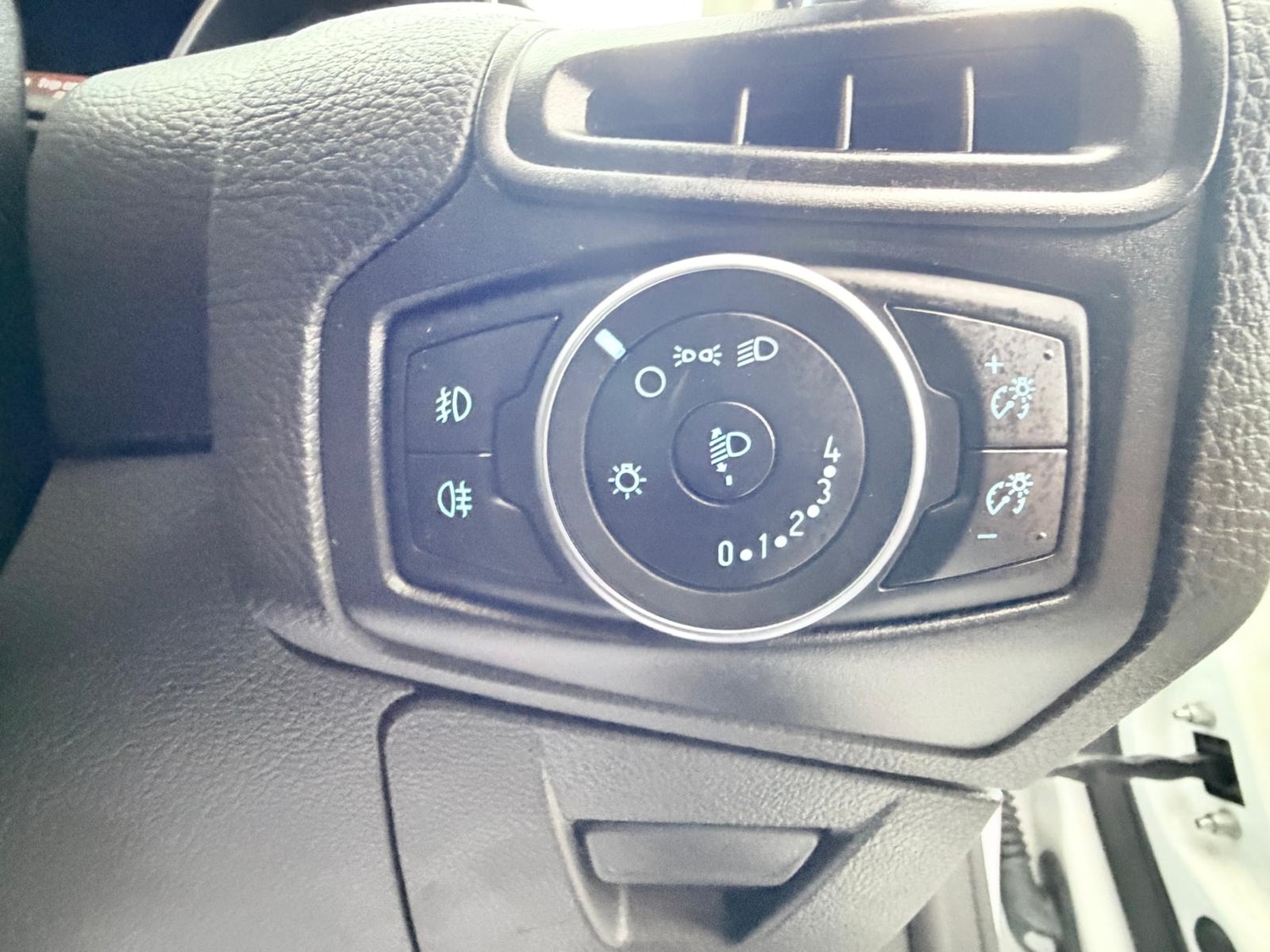 Used Ford Focus 2015 for sale - 77245557: Photo 16