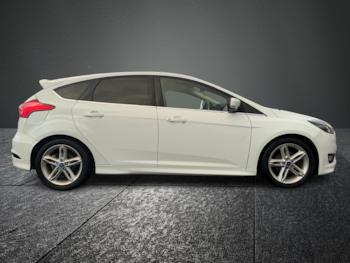 Used Ford Focus 2015 for sale - 77245557: Photo