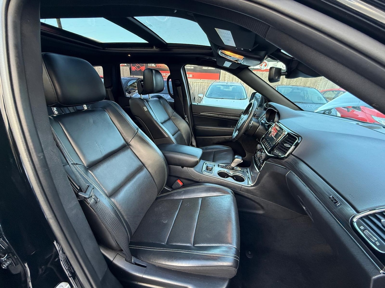 Used Jeep Cherokee 2024 for sale - 74495109: Photo 10