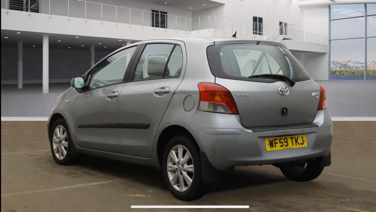 Used Toyota Yaris 2009 for sale - 76594765: Photo 3