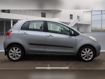 Used Toyota Yaris 2009 for sale - 76594765: Photo