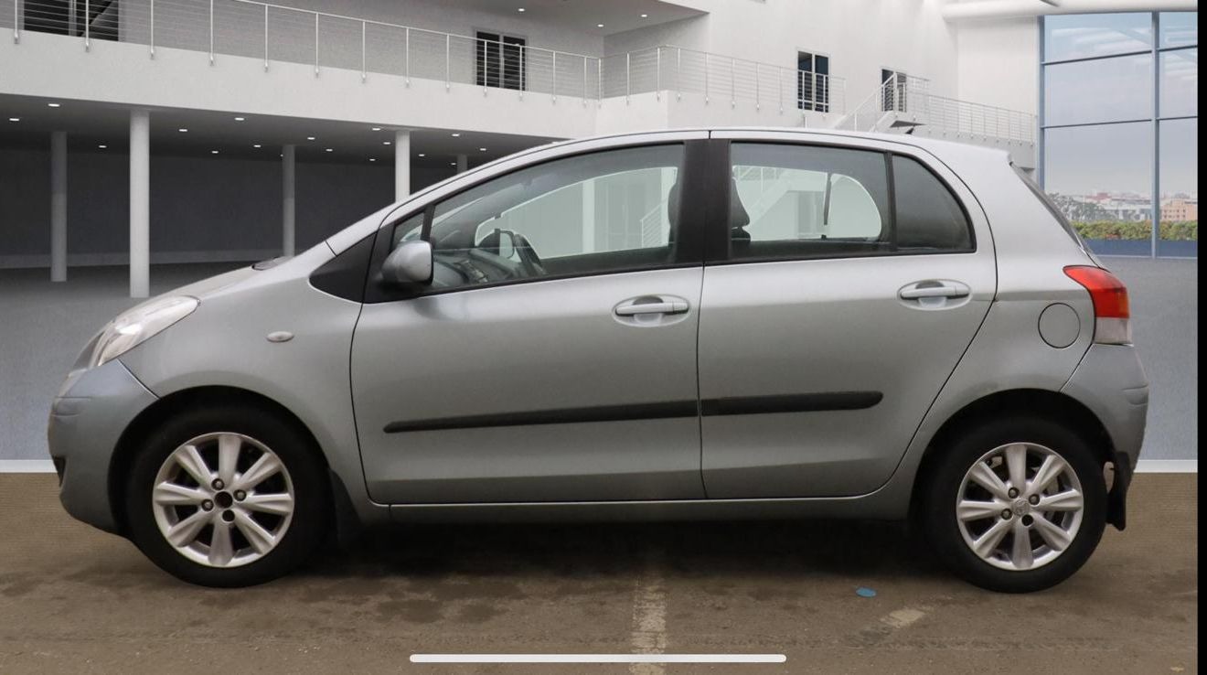 Used Toyota Yaris 2009 for sale - 76594765: Photo 6