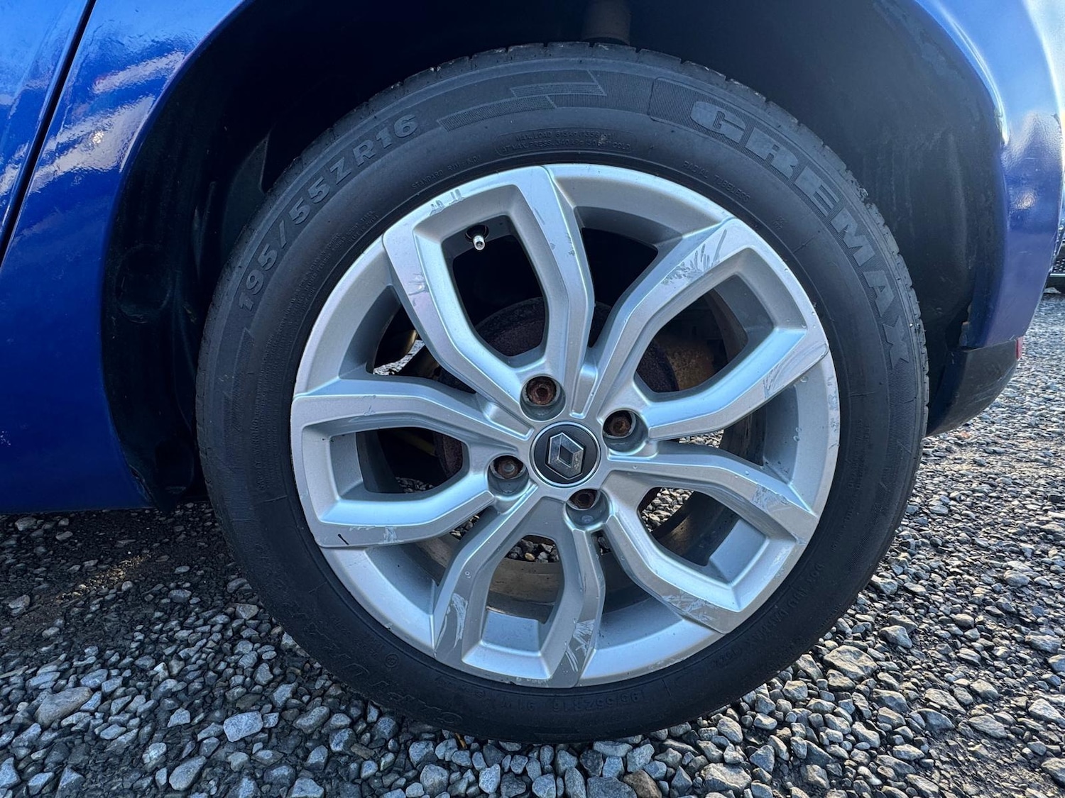 Used Renault Clio 2017 for sale - 76766471: Photo 24