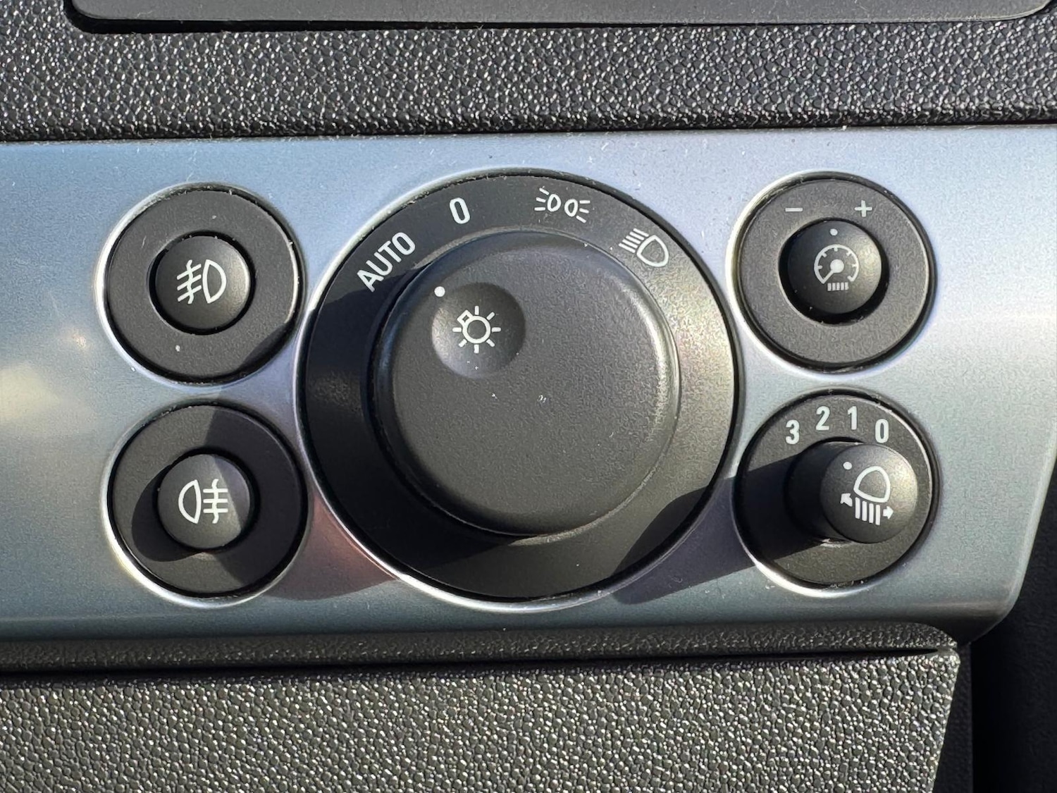 Used Vauxhall Astra 2009 for sale - 75746108: Photo 13