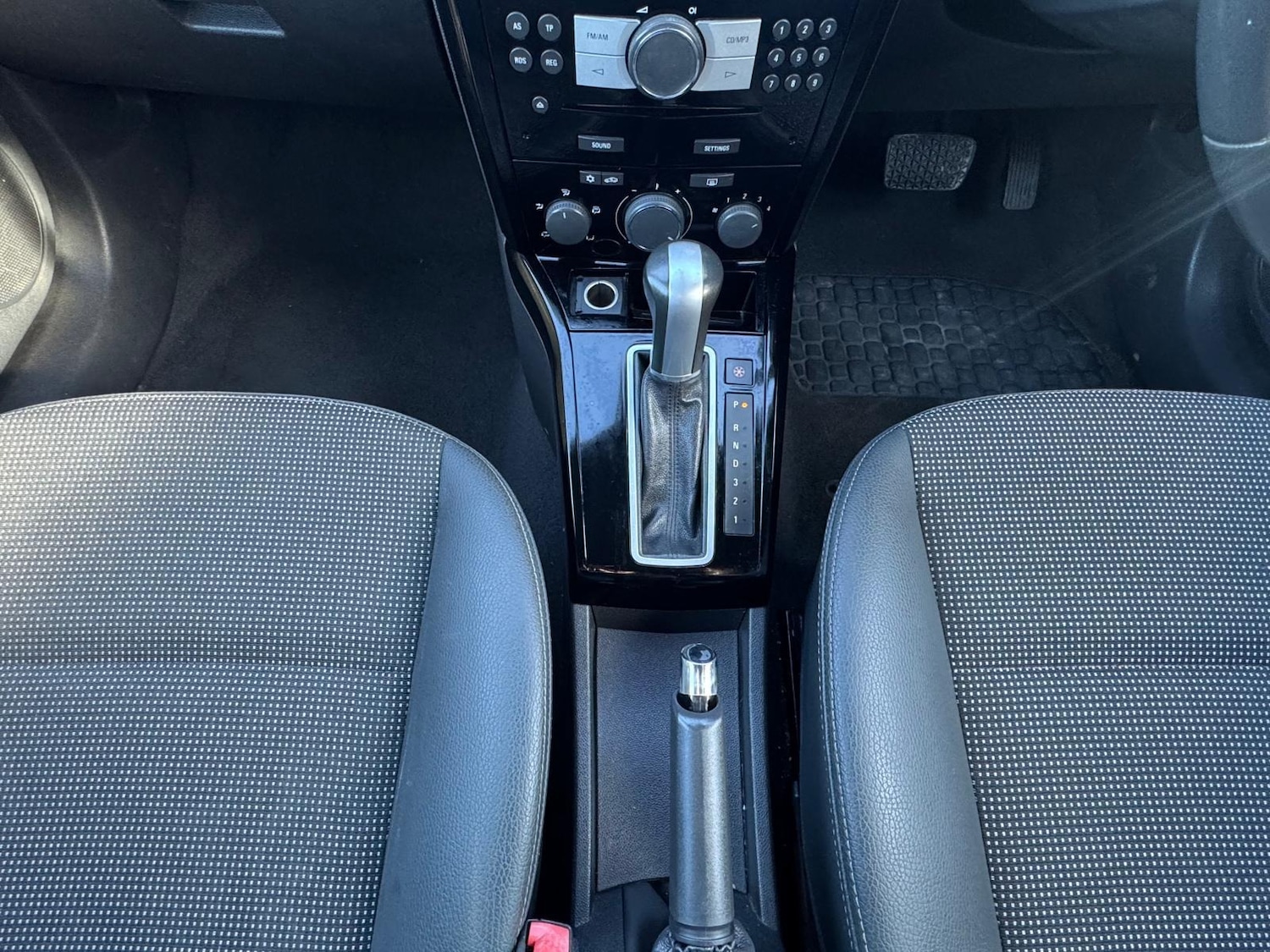 Used Vauxhall Astra 2009 for sale - 75746108: Photo 17