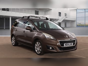 Peugeot - 5008