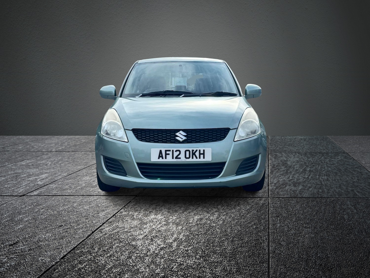 Used Suzuki Swift 2012 for sale - 77324209: Photo 2